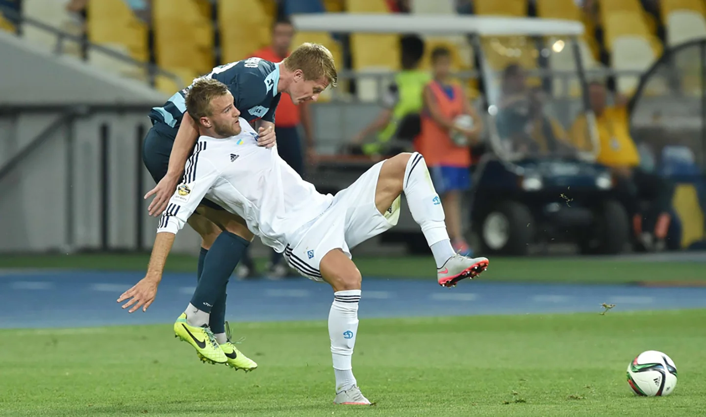 Андрій Ярмоленко залишається, Футбол 24