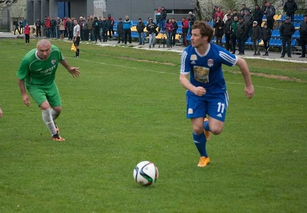 Алієв у матчі за "Рух" / tsn.ua