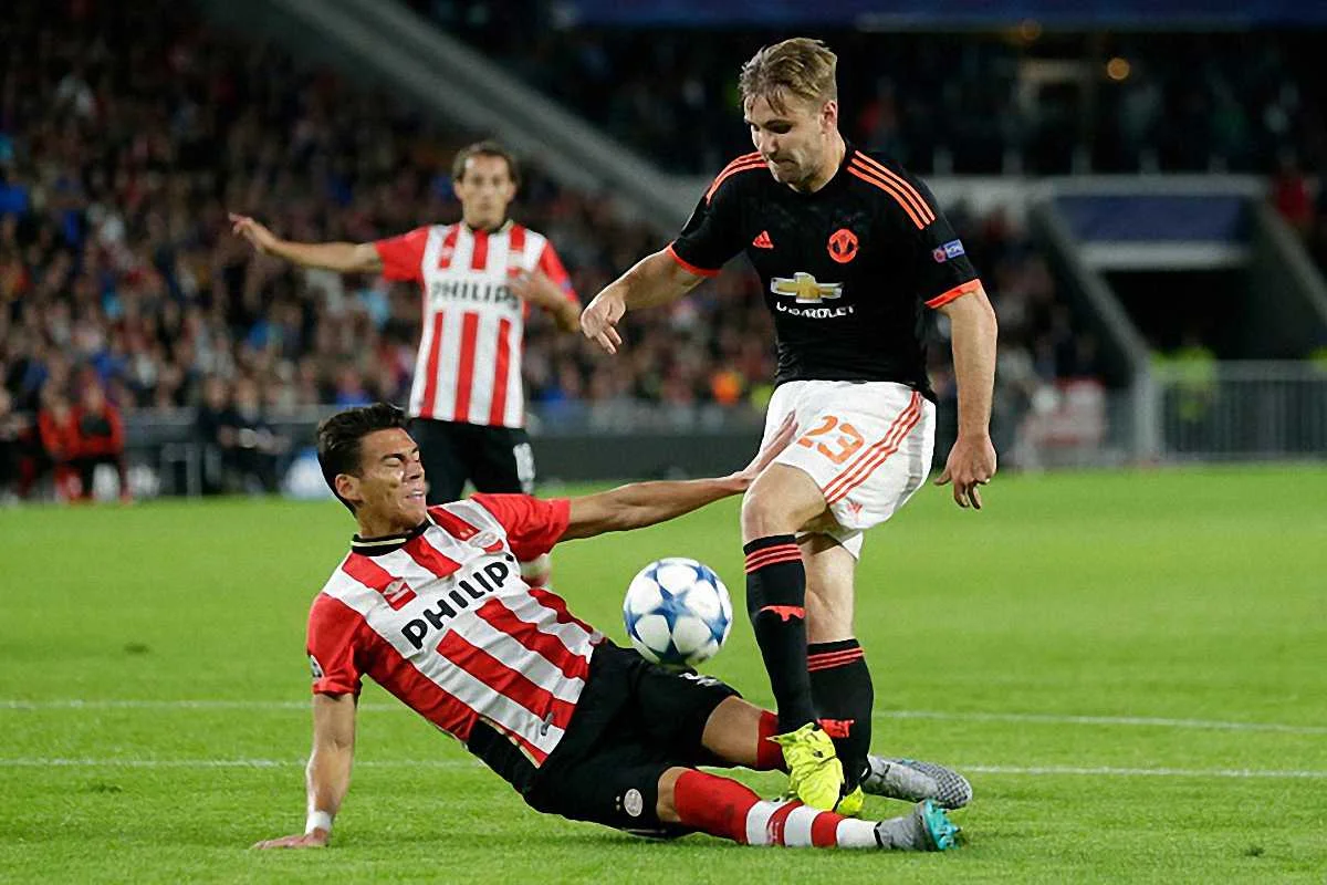 Морено стелиться у фатальному підкаті / gettyimages