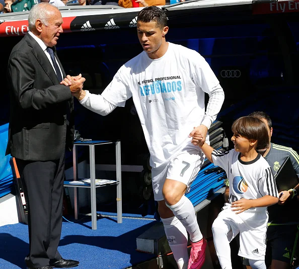 Роналду, Гранада, біженці