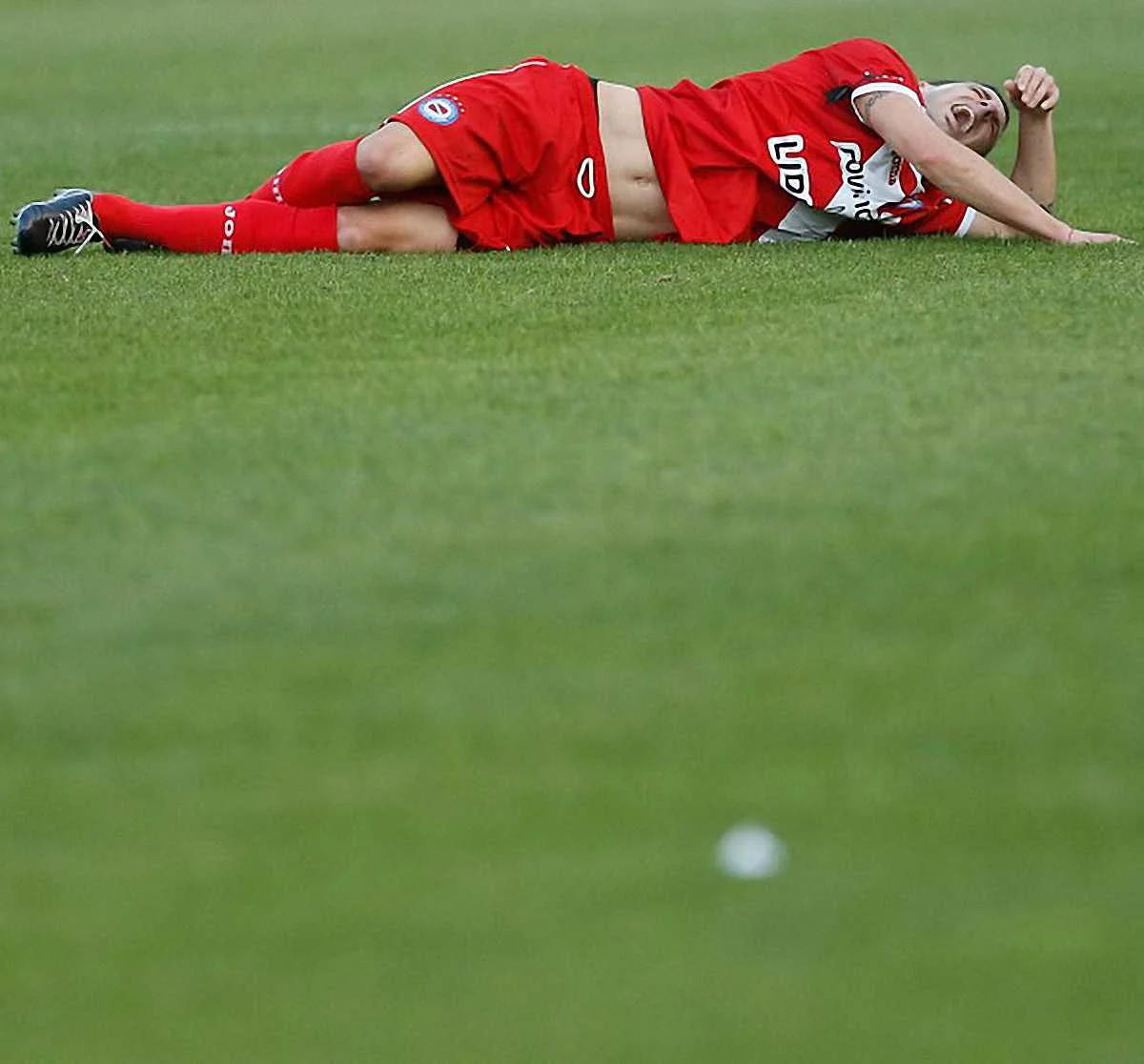 Есекієль Хам корчиться від болю /Getty Images
