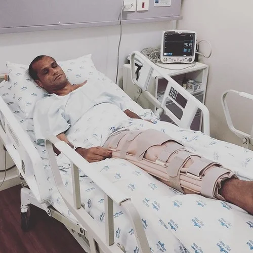 Рівалдо, коліно