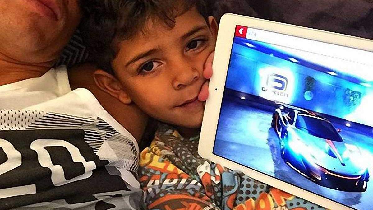 Роналду сравнил себя и сына в детском возрасте (ФОТО