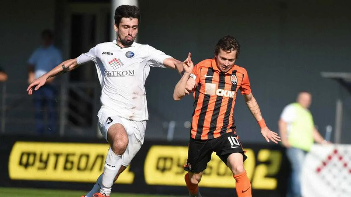 Парцвания против Бернарда / фото ФК Олимпик