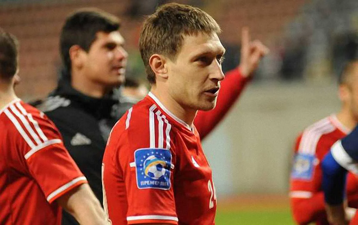 Фото к новости: Платон: "Металлург" заставляет всех писать какие-то бумаги на увольнение