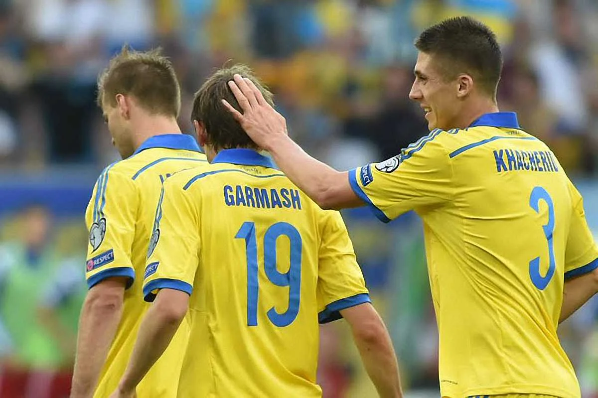 Справа Евгений Хачериди / фото "Футбол 24"