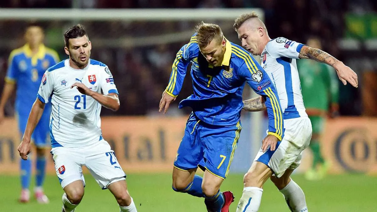 Ярмоленко не блистал против словаков / фото Футбол 24