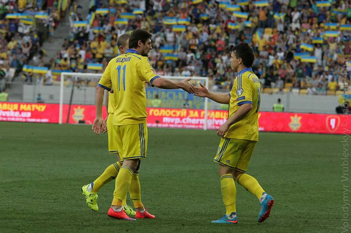 "Синьо-жовті" / фото Володимира Врублевського