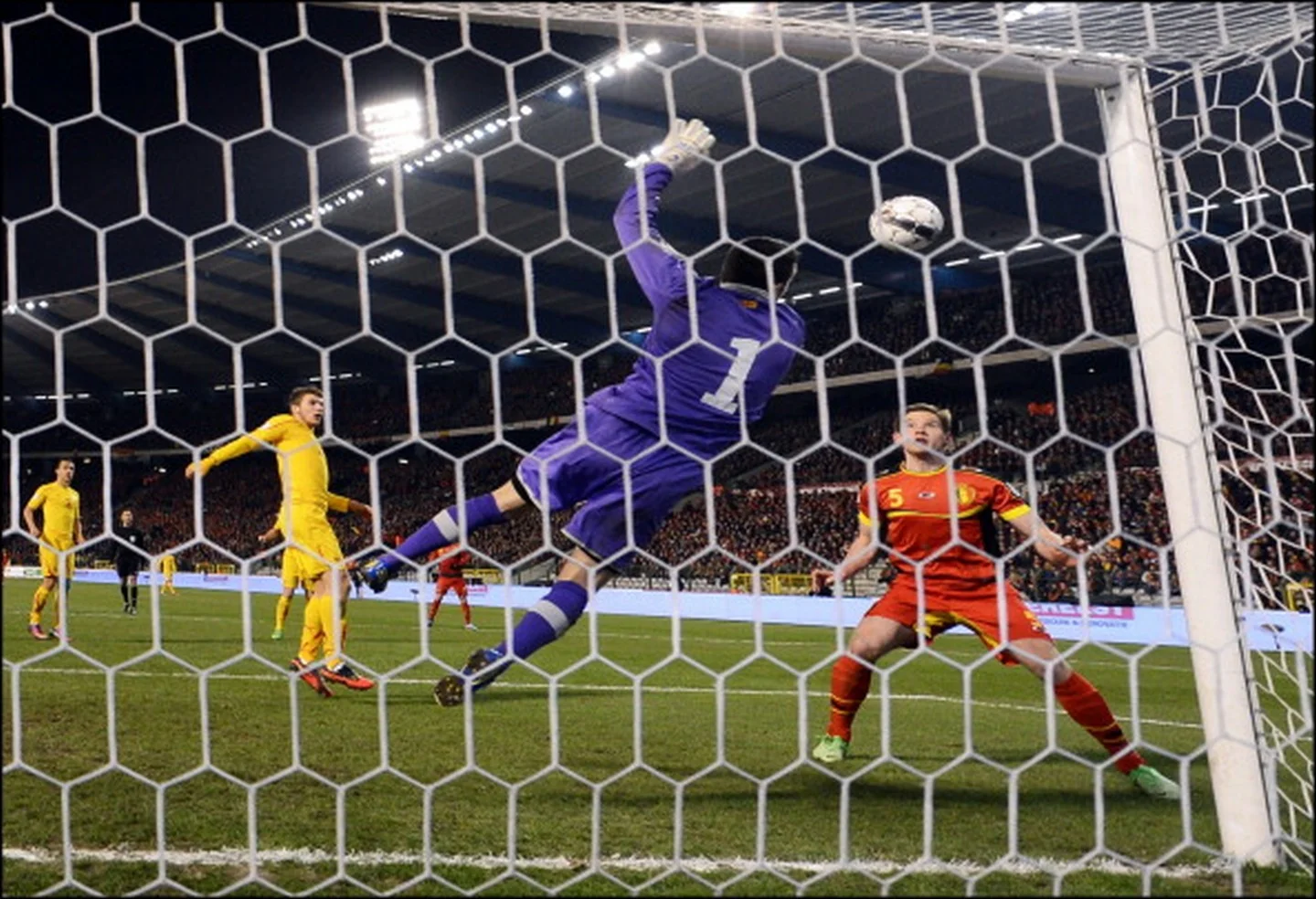 Томіслав Пачовскі демонструє майстерність / Фото Getty Images