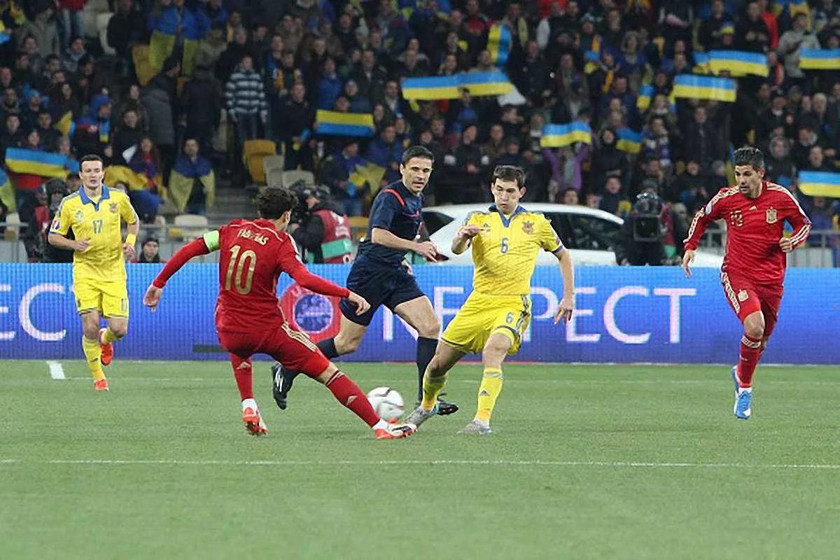 Степаненко не смог отыграть чисто / Getty Images