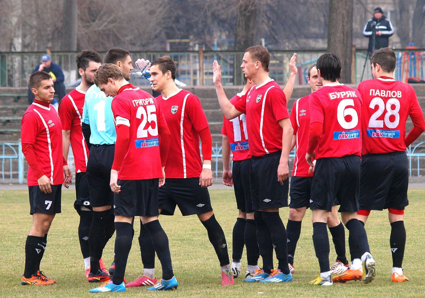 Борьба только обостряется // fcgornyak.dp.ua