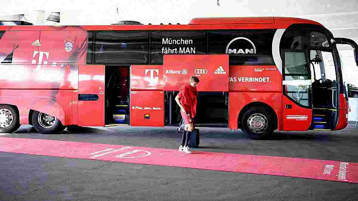 Автобус "Баварии" попал в ДТП перед матчем с "Арсеналом" (ФОТО)