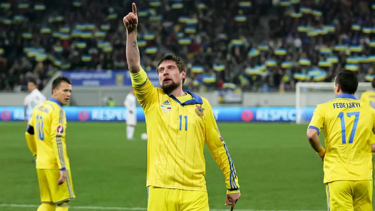 Євген Селезньов святкує свій гол / фото В. Врублевський