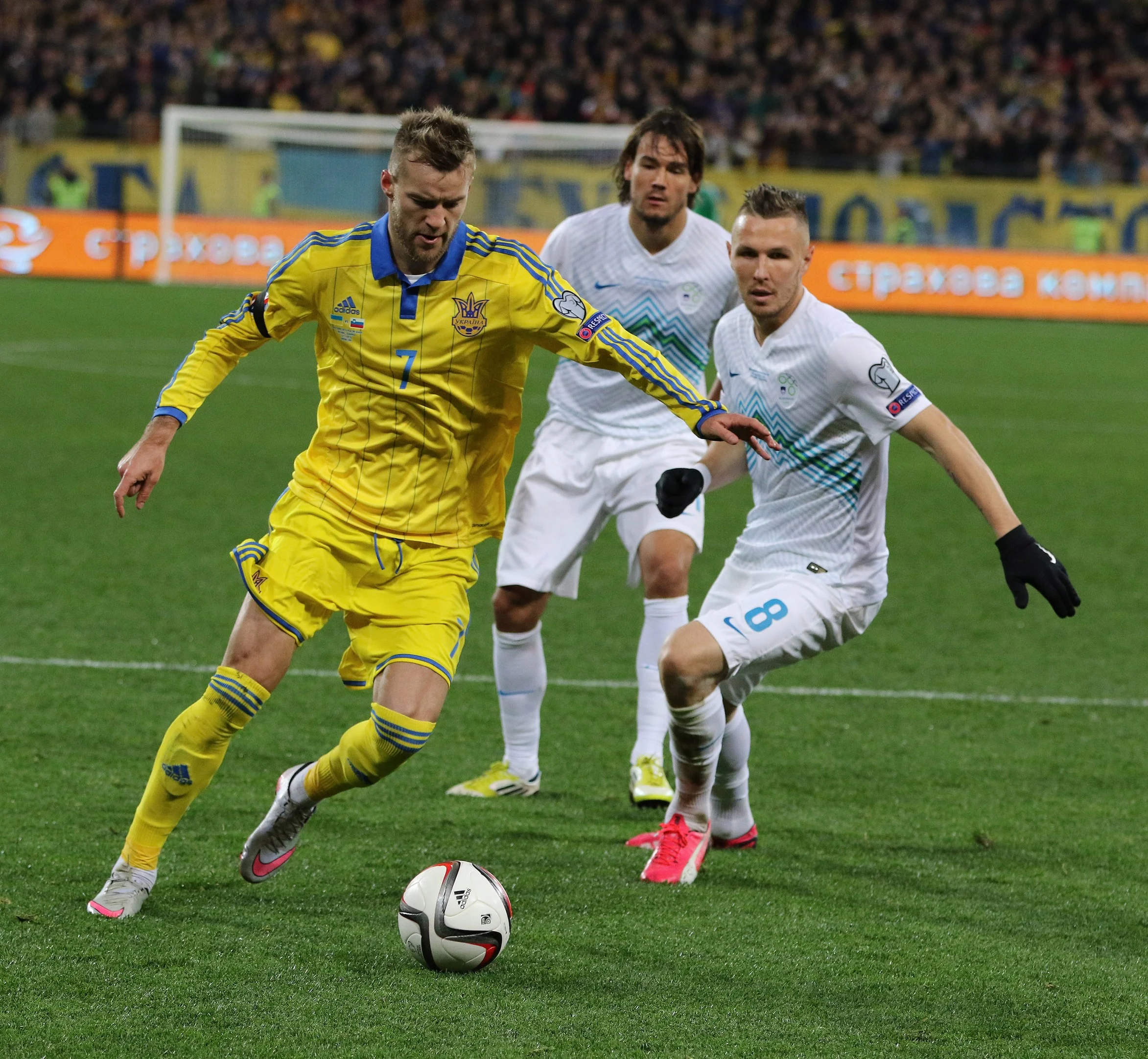 Ярмоленко в той игре отметился голом / Фото Евгений Кравс