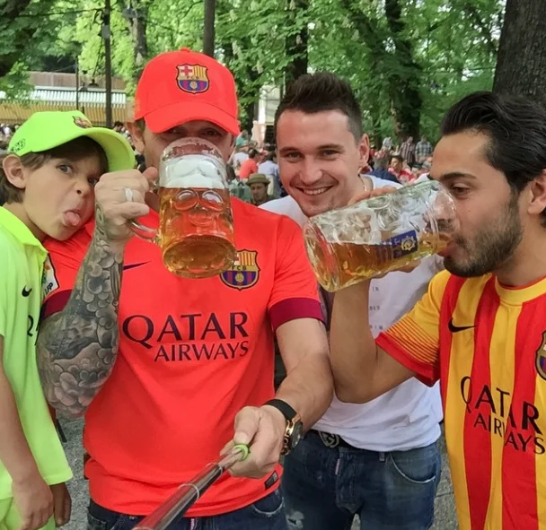 Дніпро, Барселона