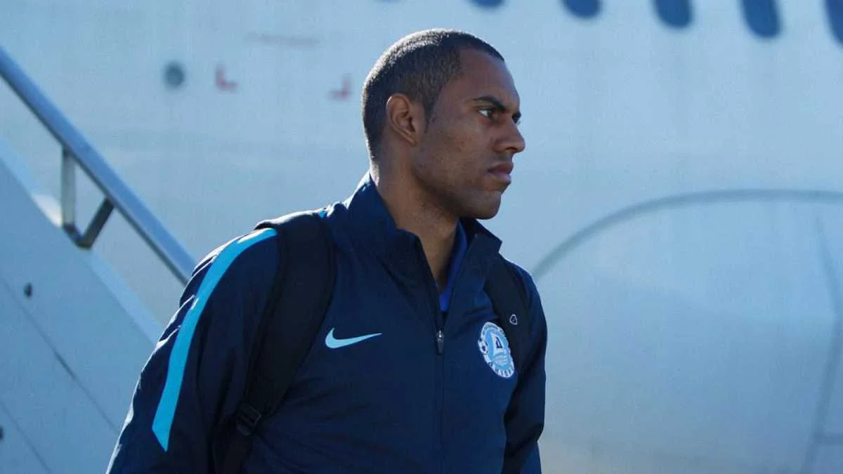 Дуглас перебереться в "Лаціо" / фото ФК Дніпро