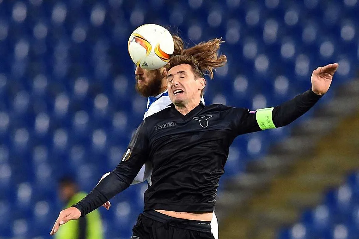 Клозе і Чигринський боролись за напівпорожніх трибун / фото