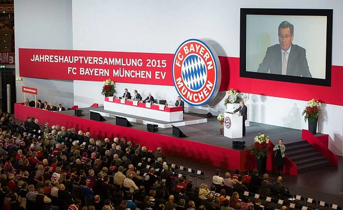 Генеральні збори "Баварії" / Фото Getty Images