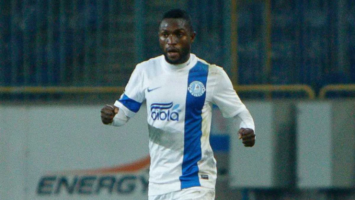 Майкл Бабатунде в составе "Днепра" / фото ФК Днепр