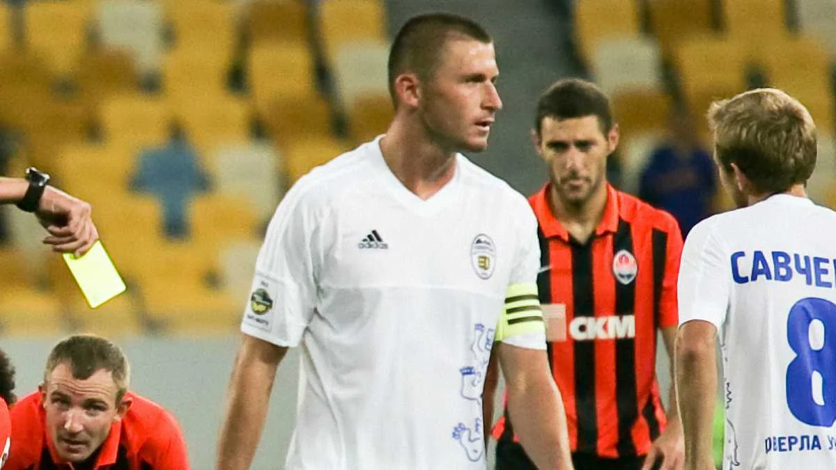 Андрій Цуріков у матчі проти "Шахтаря" / фото Футбол 24