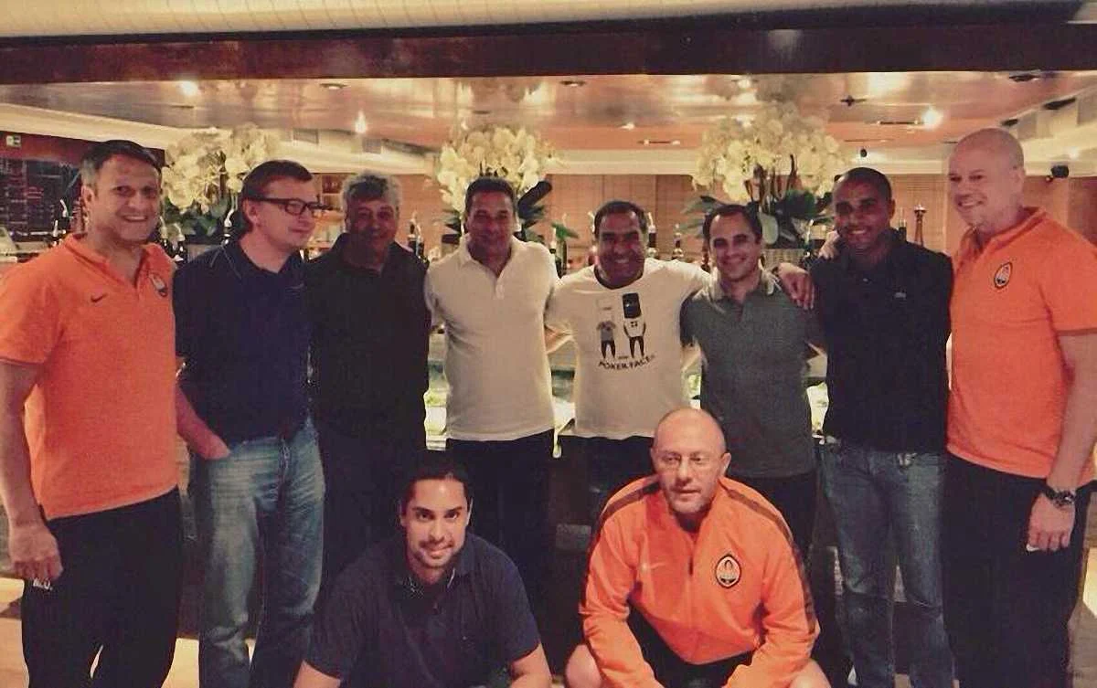 Франк Хенуда - 5-й слева