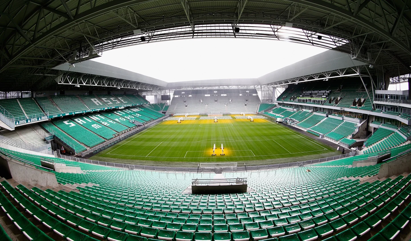 Стадіон в Cент-Етьєні, куди нашій збірній дуже потрібно потрапити. Фото: Getty Images