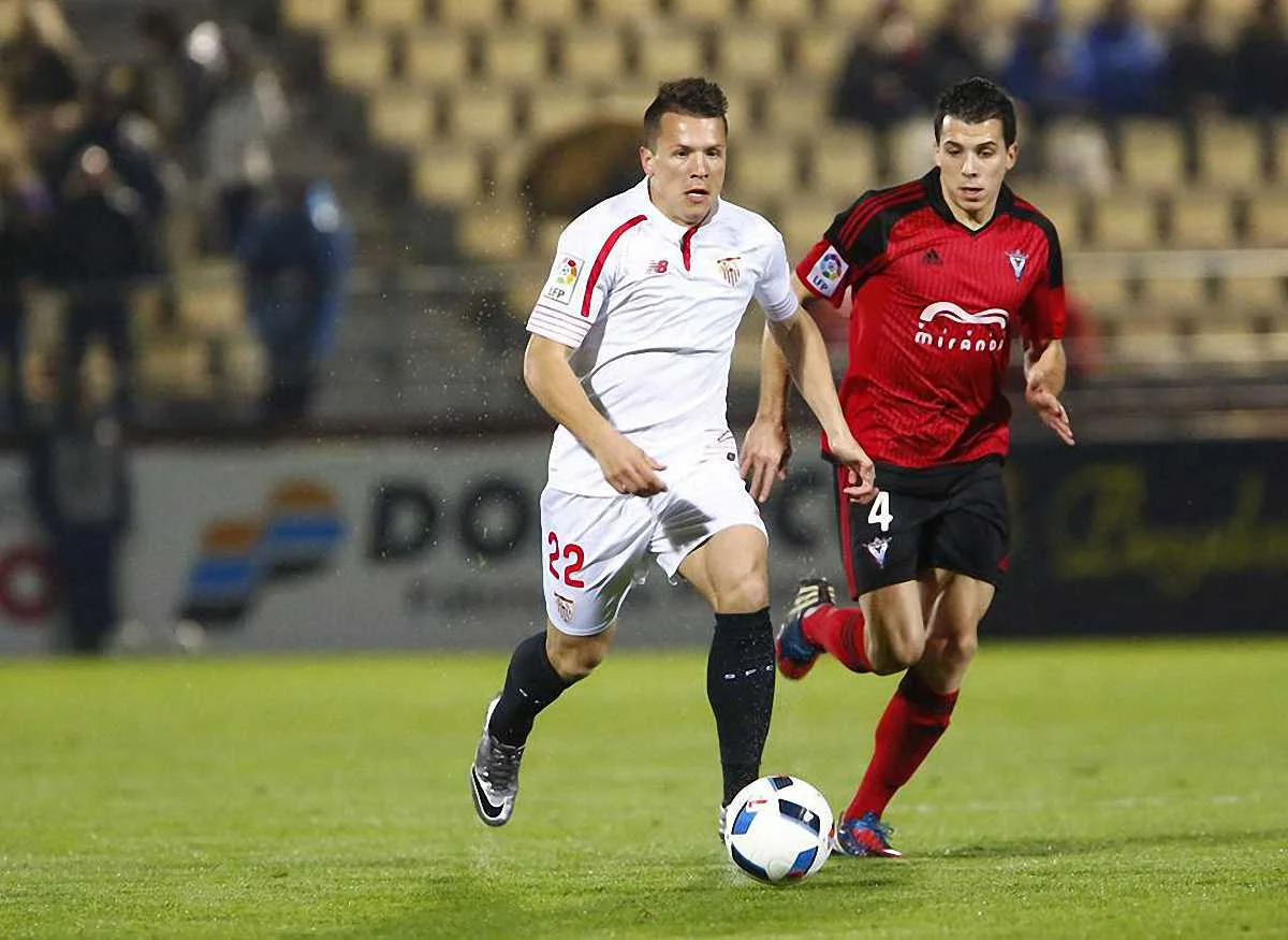 Коноплянка у сольному проході / фото із соцмереж