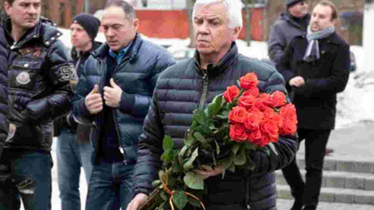 "Динамівці" поклали квіти до меморіальної дошки Белькевичу (ФОТО)