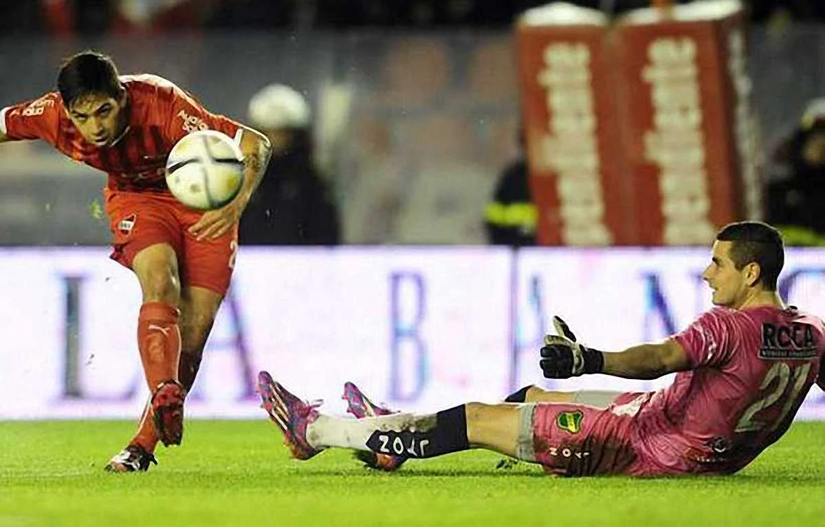 Мартин Бенитес умеет забивать / фото Telam