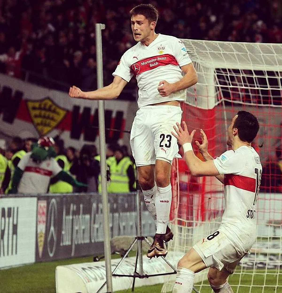 Кравец на высоте / фото ФК "Штутгарт"