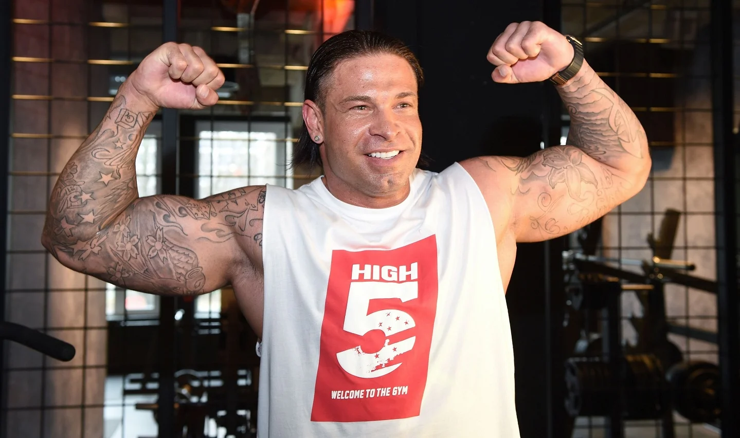 Тим Визе когда-то был футболистом. Верите в это?! Фото: i1.web.de