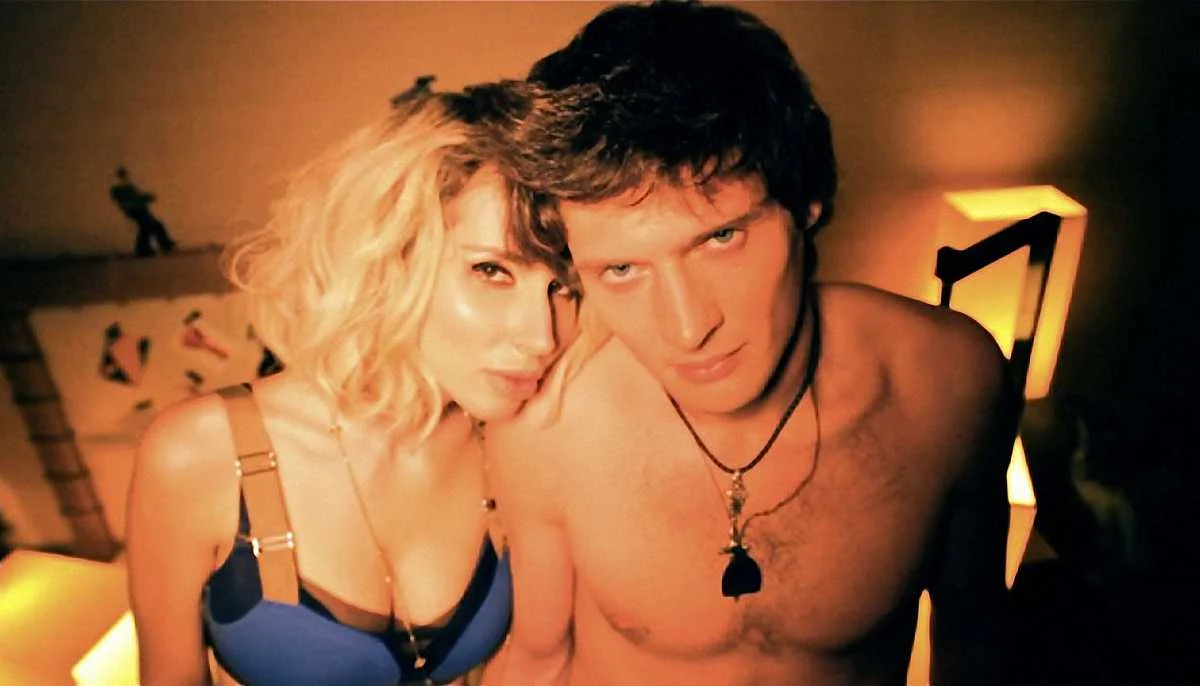 Евгений Селезнев в хит-парад не попал - подождем до следующего года