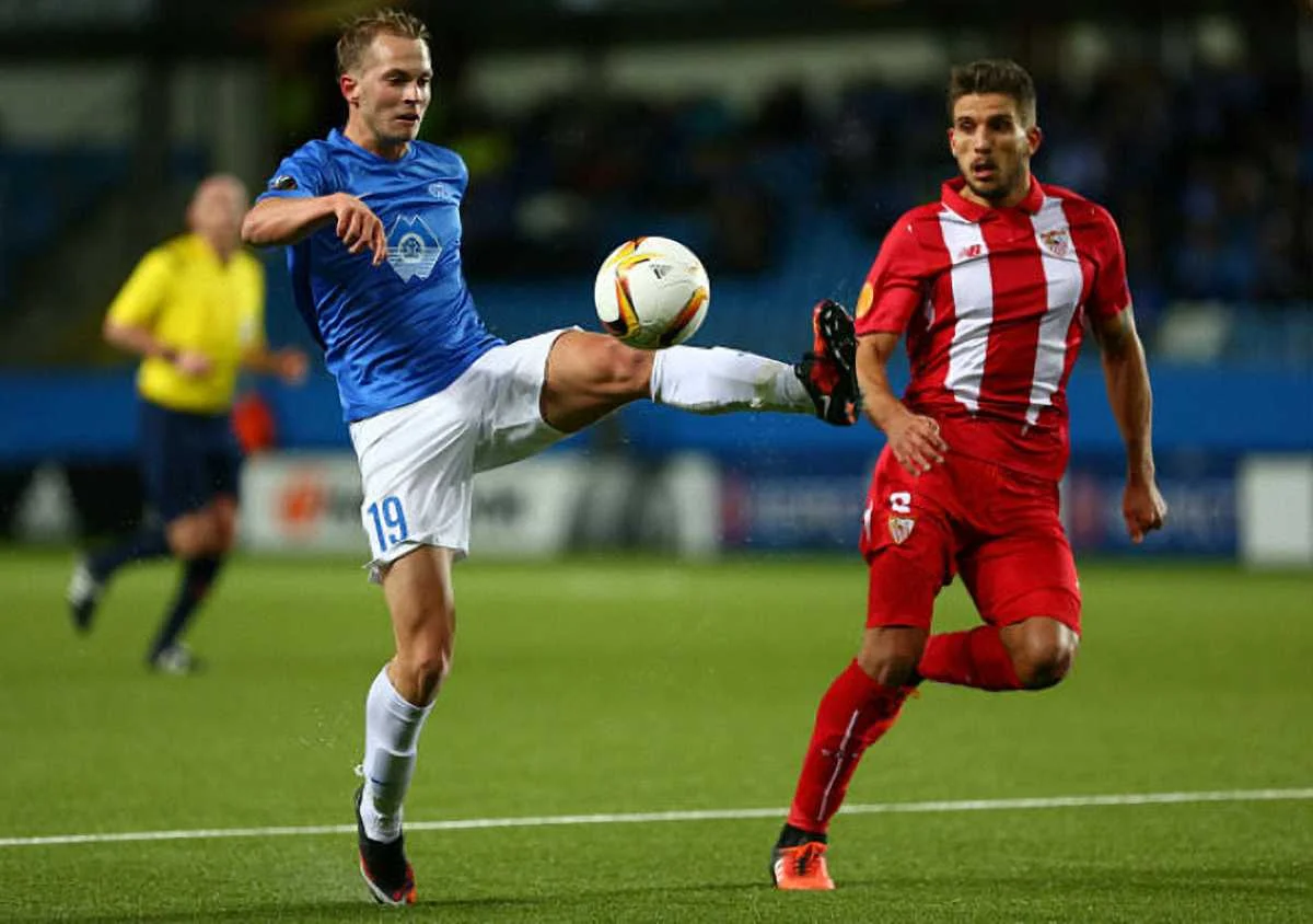 Эрик Хестад против Даниэля Каррису / Getty Images