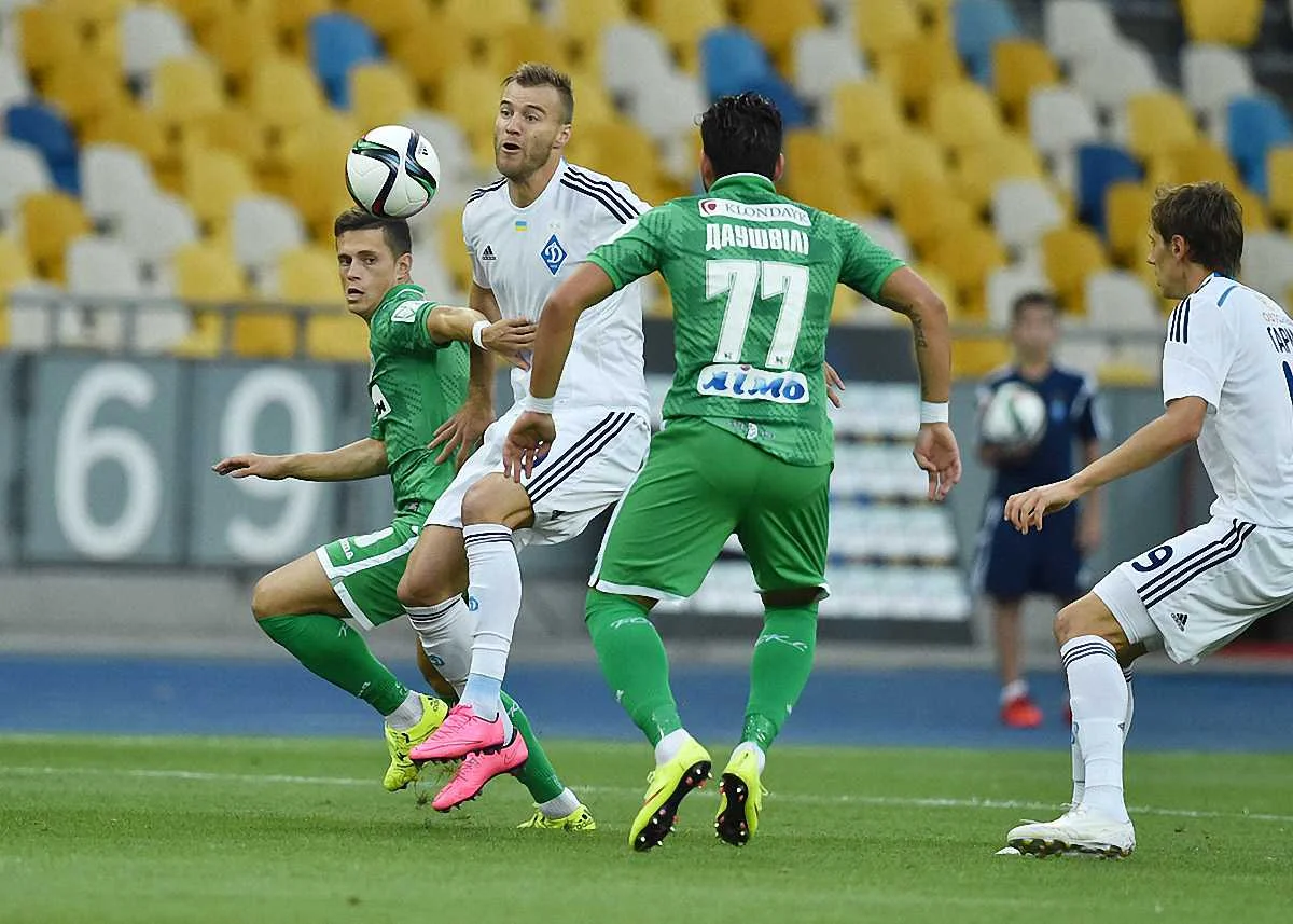"Динамо" - "Карпати" / фото "Футбол 24"