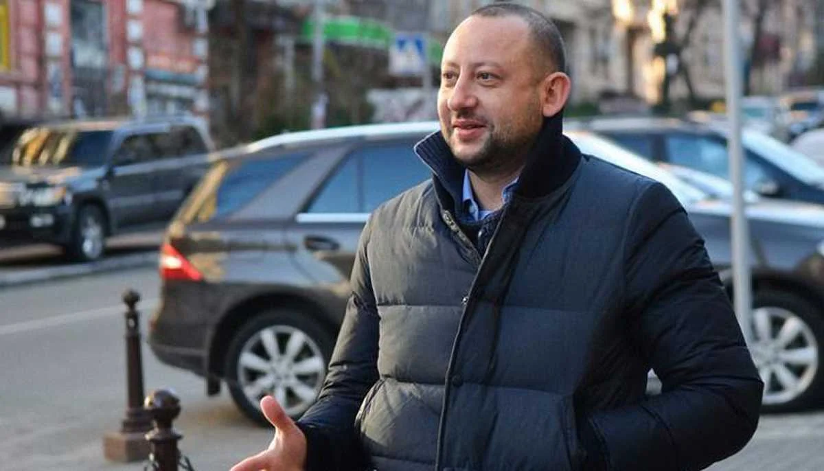 Владимир Генинсон