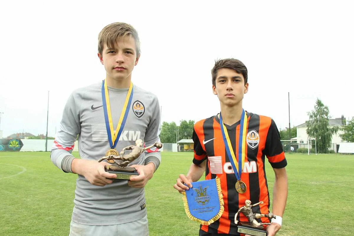 Алан Аусси (справа) в составе "горняков" / Фото ФК Шахтер