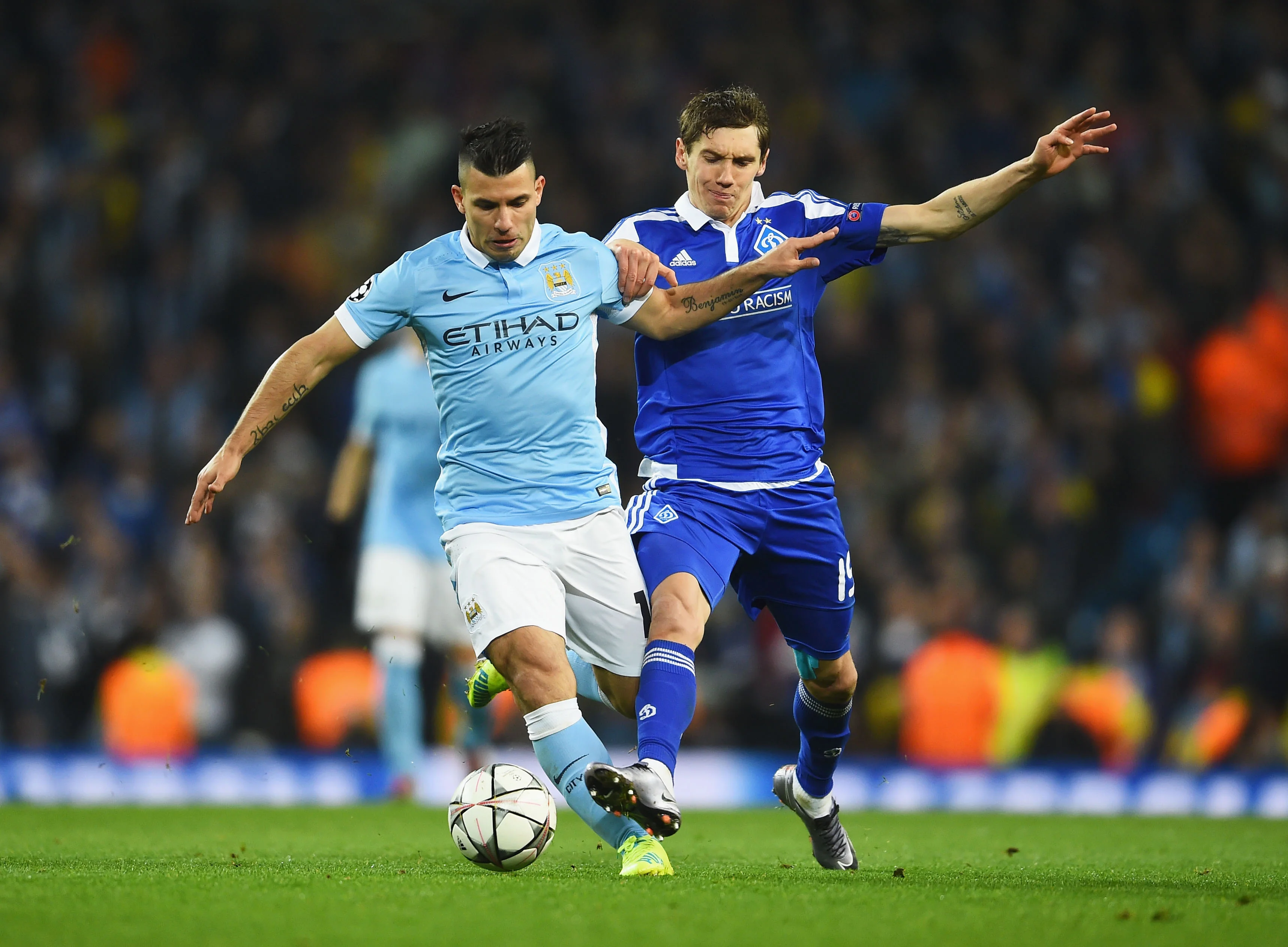 Агуеро та Гармаш / Getty Images
