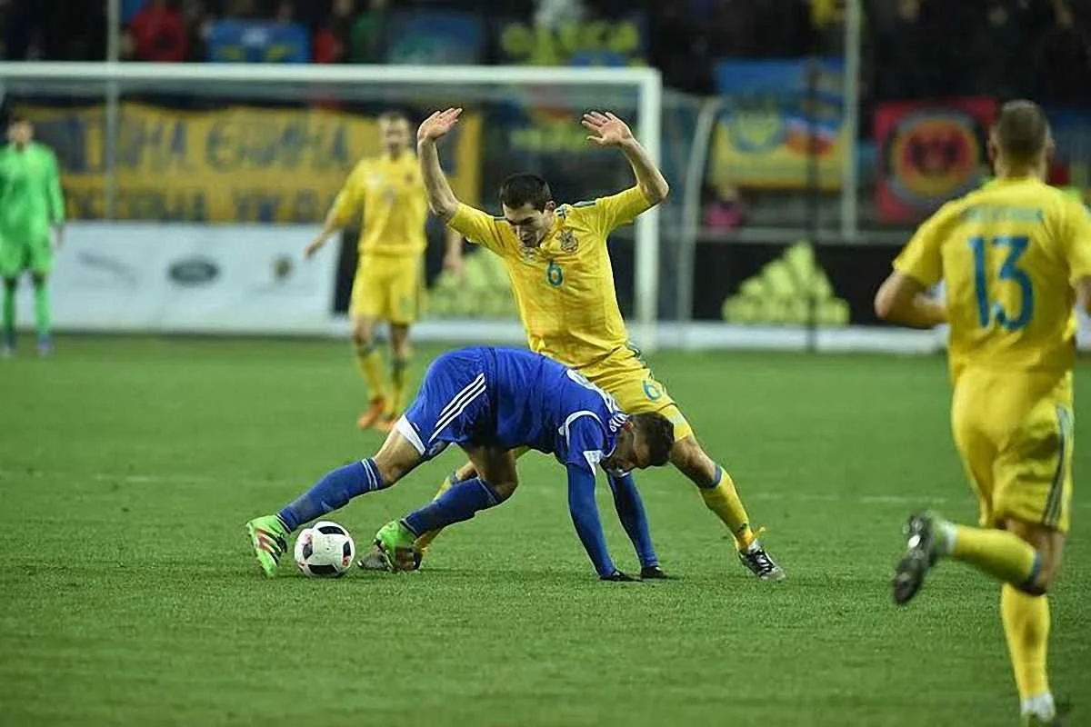 Тарас Степаненко / "Футбол 24"