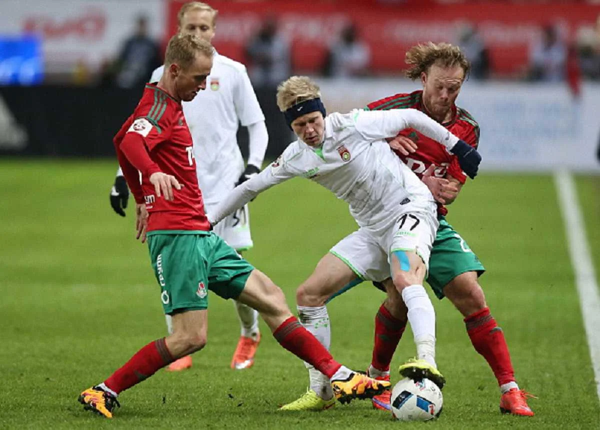 Зінченко у матчі з ЦСКА / getty images