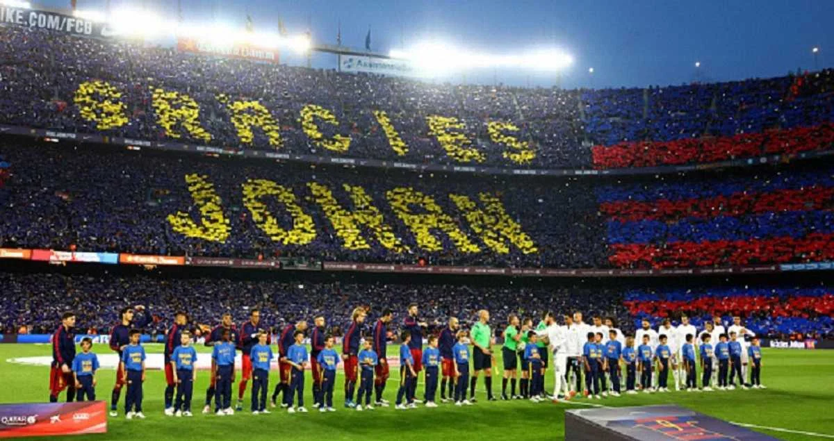 "Камп Ноу" перед матчем "Барселоны" и "Реала" / Getty Images