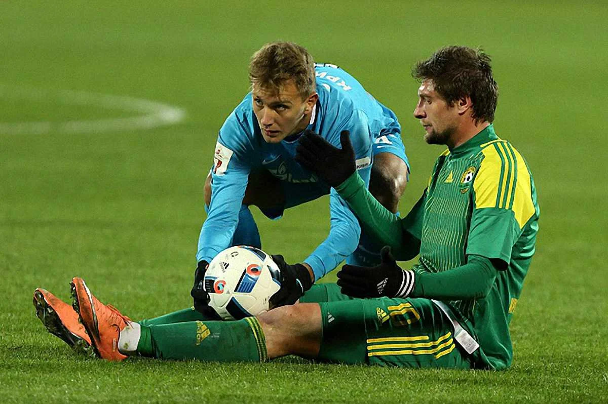 Евгений Селезнев посидел