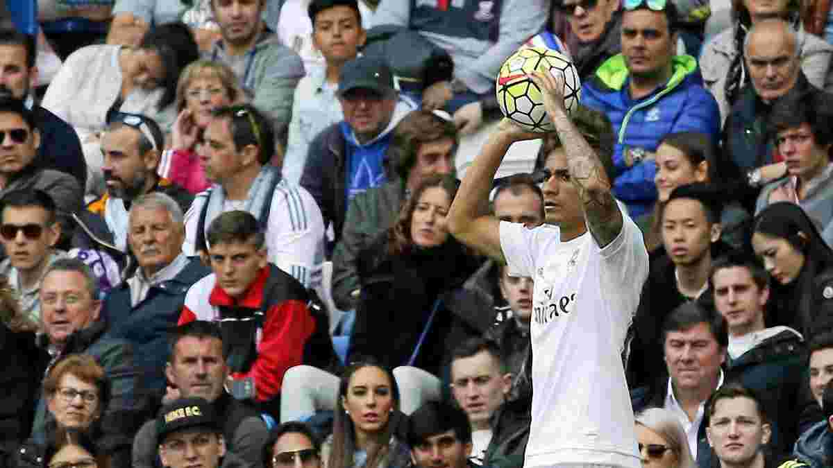 Більше м'ячів, менше Даніло, - фанати "Реала" влаштували обструкцію на "Бернабеу"