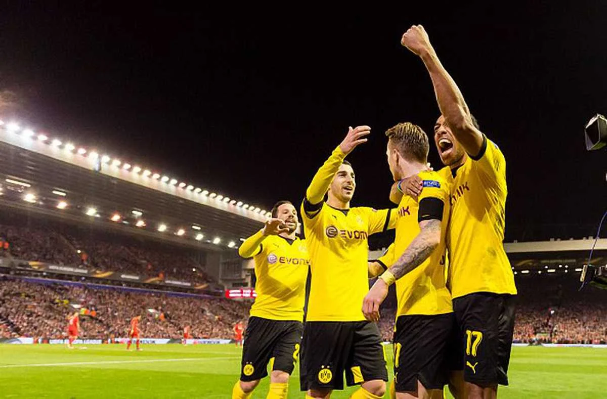 "Боруссия" Д празднует гол / Getty Images