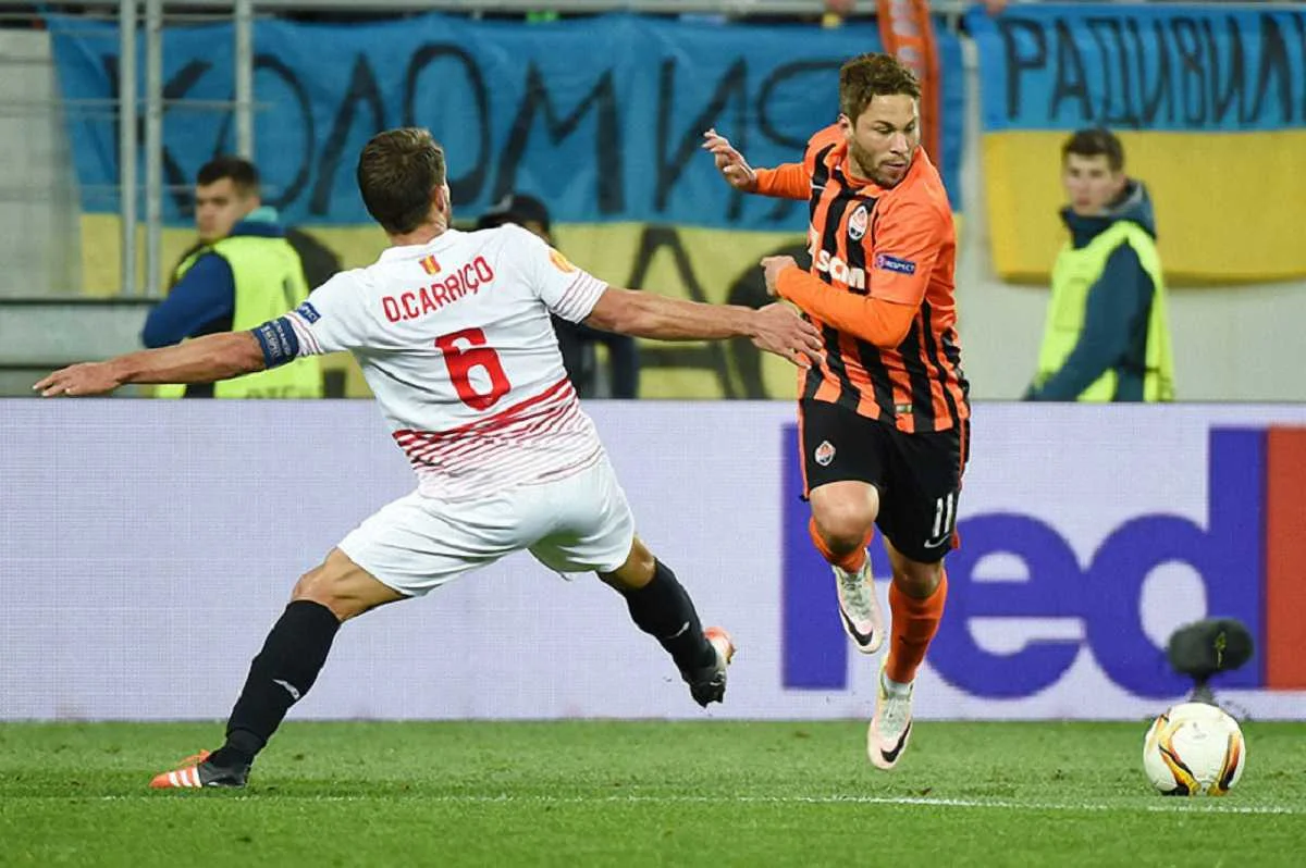 Марлос vs Каррису / фото ФК "Шахтер"