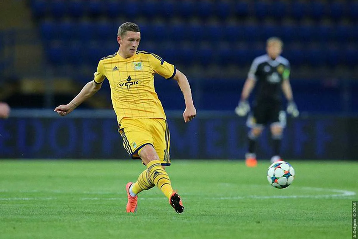 Герой матча Иван Зотько / Фото А. Осипов