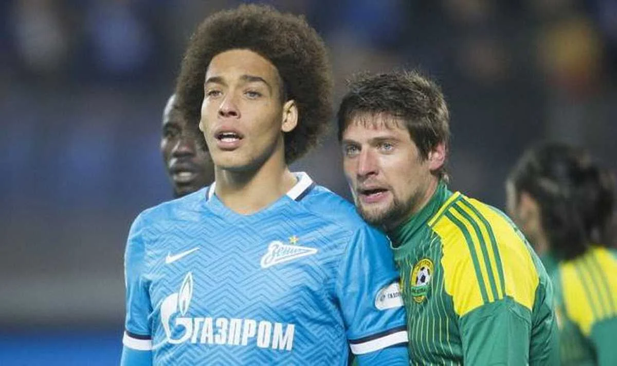 Селезнев против Витселя / фото ФК "Зенит"