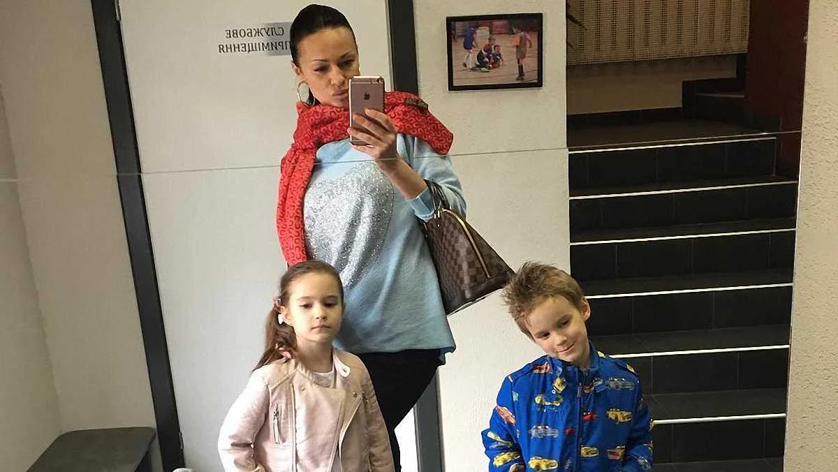 Зоряна Олійник з дітьми / Фото з соцмереж