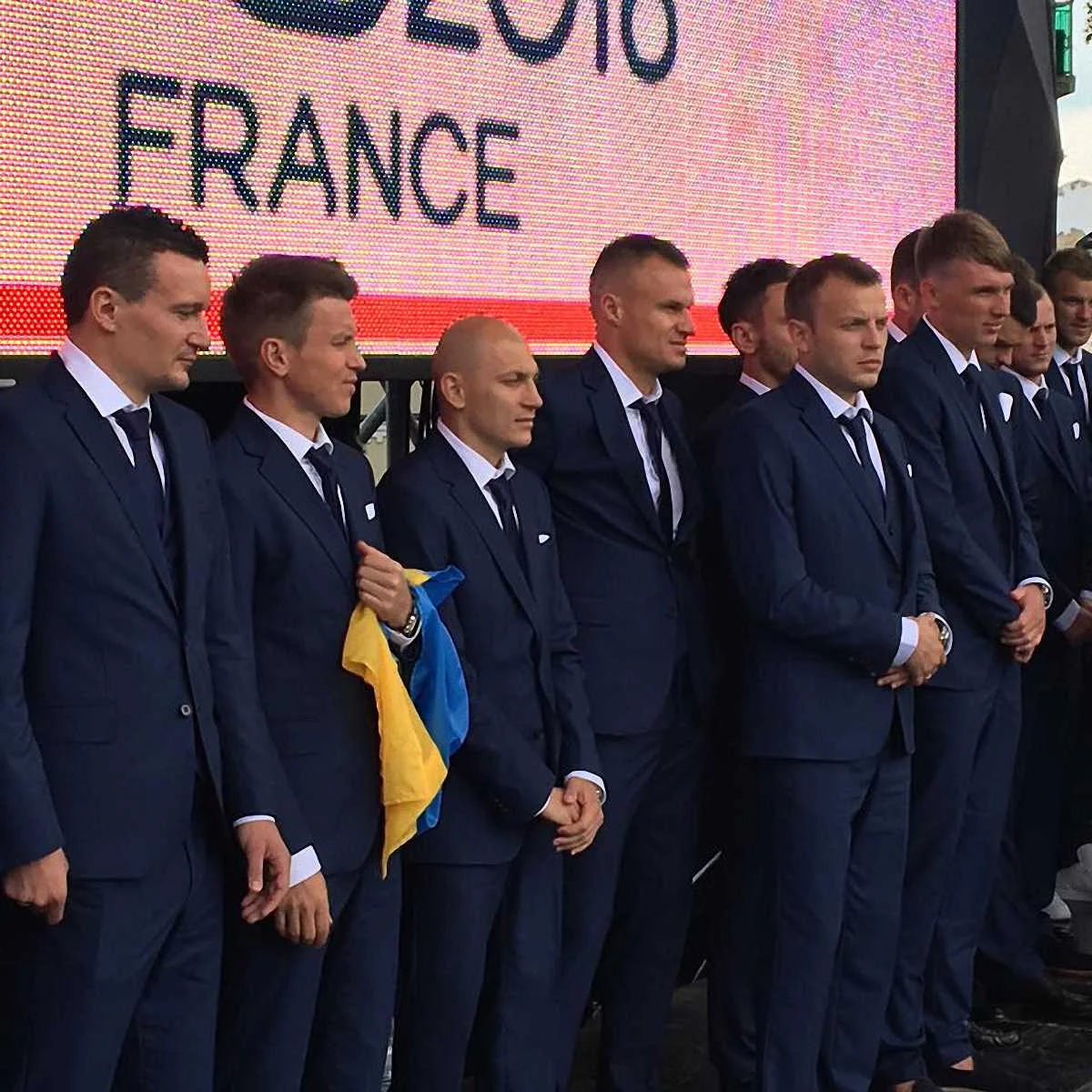 Сборная Украины на церемонии проводов на Евро-2016 / фото А. Гливинский
