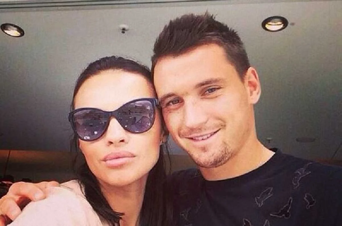 Денис Олійник з екс-дружиною Зоряною / соцмережі