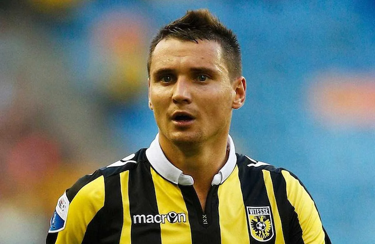 Денис Олейник